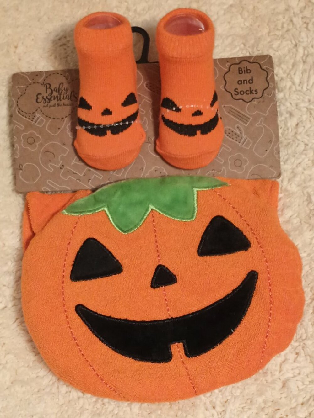 Baby Essentials Matching Pumpkin/Jack-o'-lantern Bib & Socks (Size:  0-6 Months)